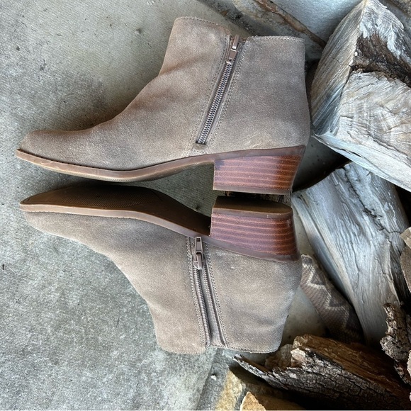 Sole Society Breyon Leather Suede ankle boots w/side zip Sz-7M. D - Picture 8 of 11